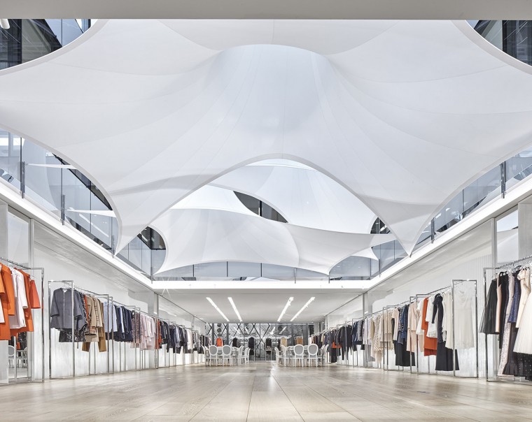 Event-decor-exhibition-structures-design-lycra-stretch-Dior10
