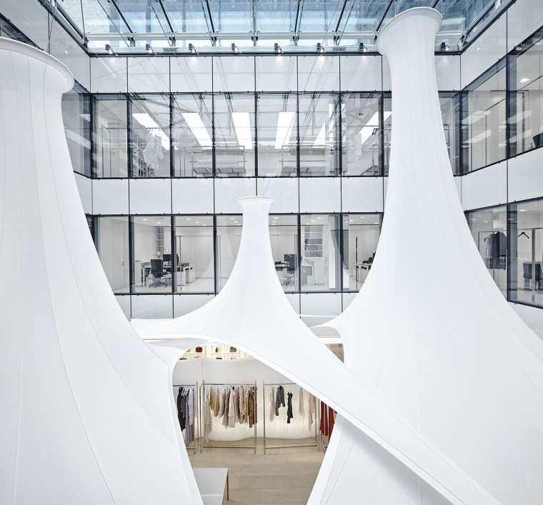 Event-decor-exhibition-structures-design-lycra-stretch-Dior13